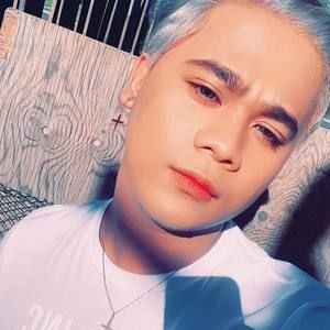 Meet your Posher, Prince king